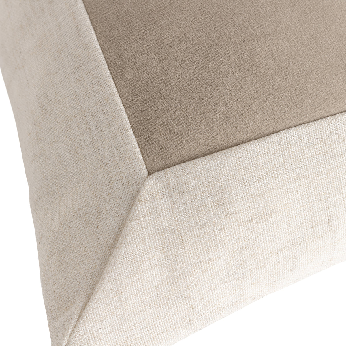 Auden 50X50 Polyester Cushion Doe