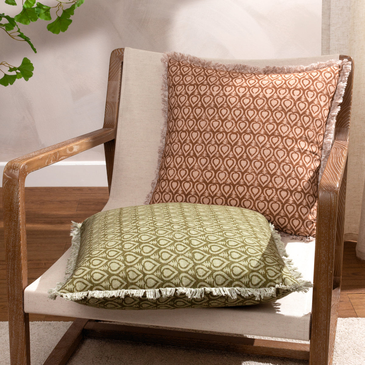 Georgi 50X50 Polyester Cushion Olive