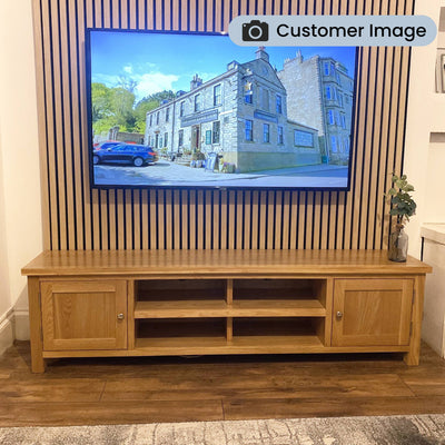 London Oak 180cm Extra Wide TV Stand