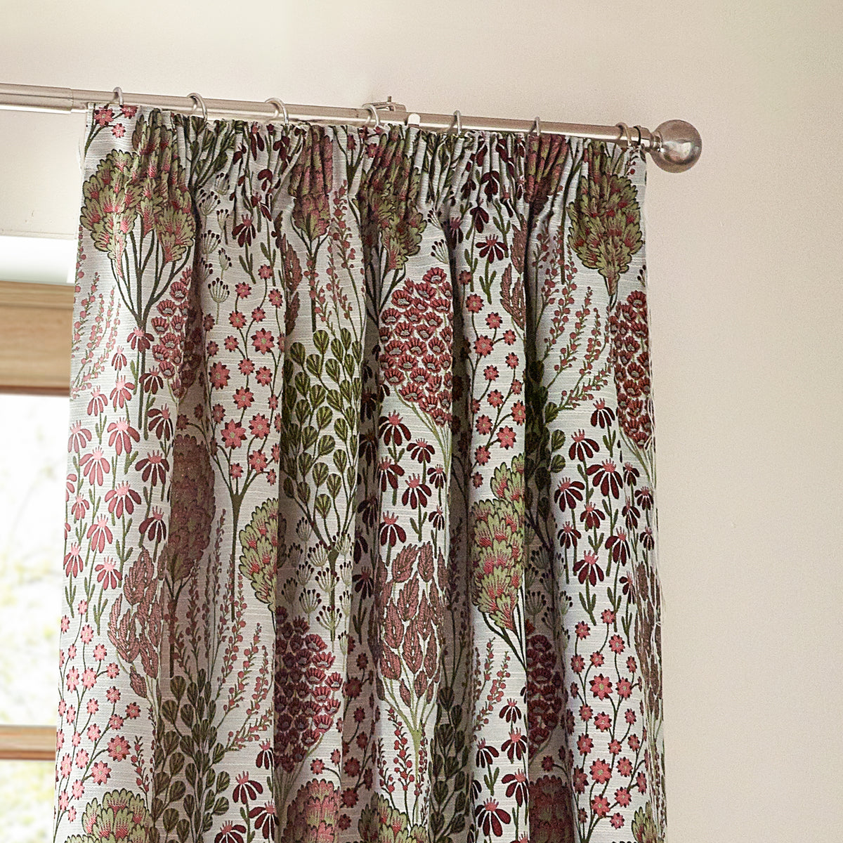 Ophelia 117X137 Pencil Pleat Curtains Rednut