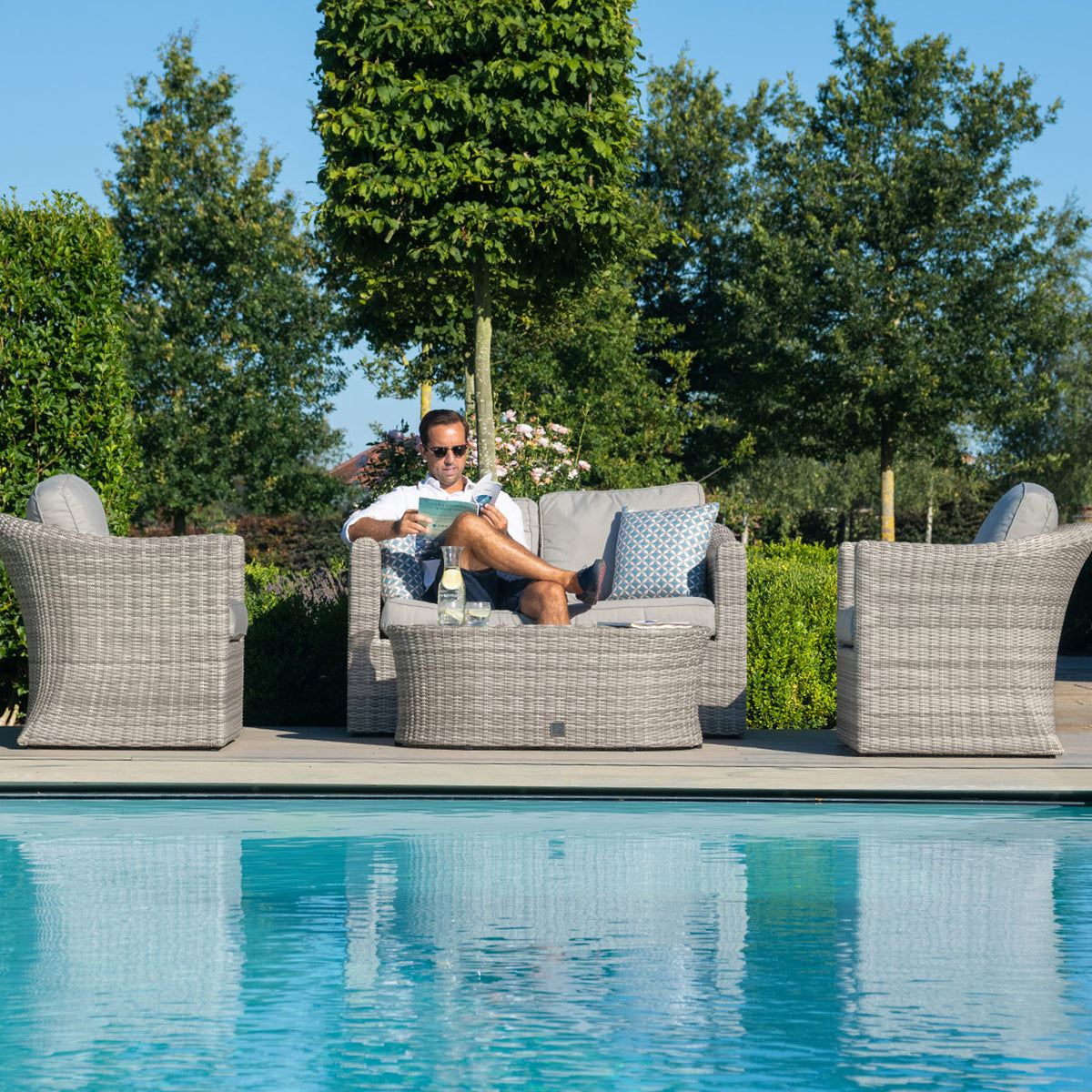 Maze Oxford 2 Seat Rattan Sofa Set from Roseland Furniture