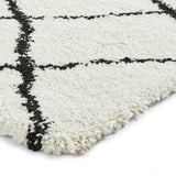 Durham Berber White Diamond Shaggy Rug