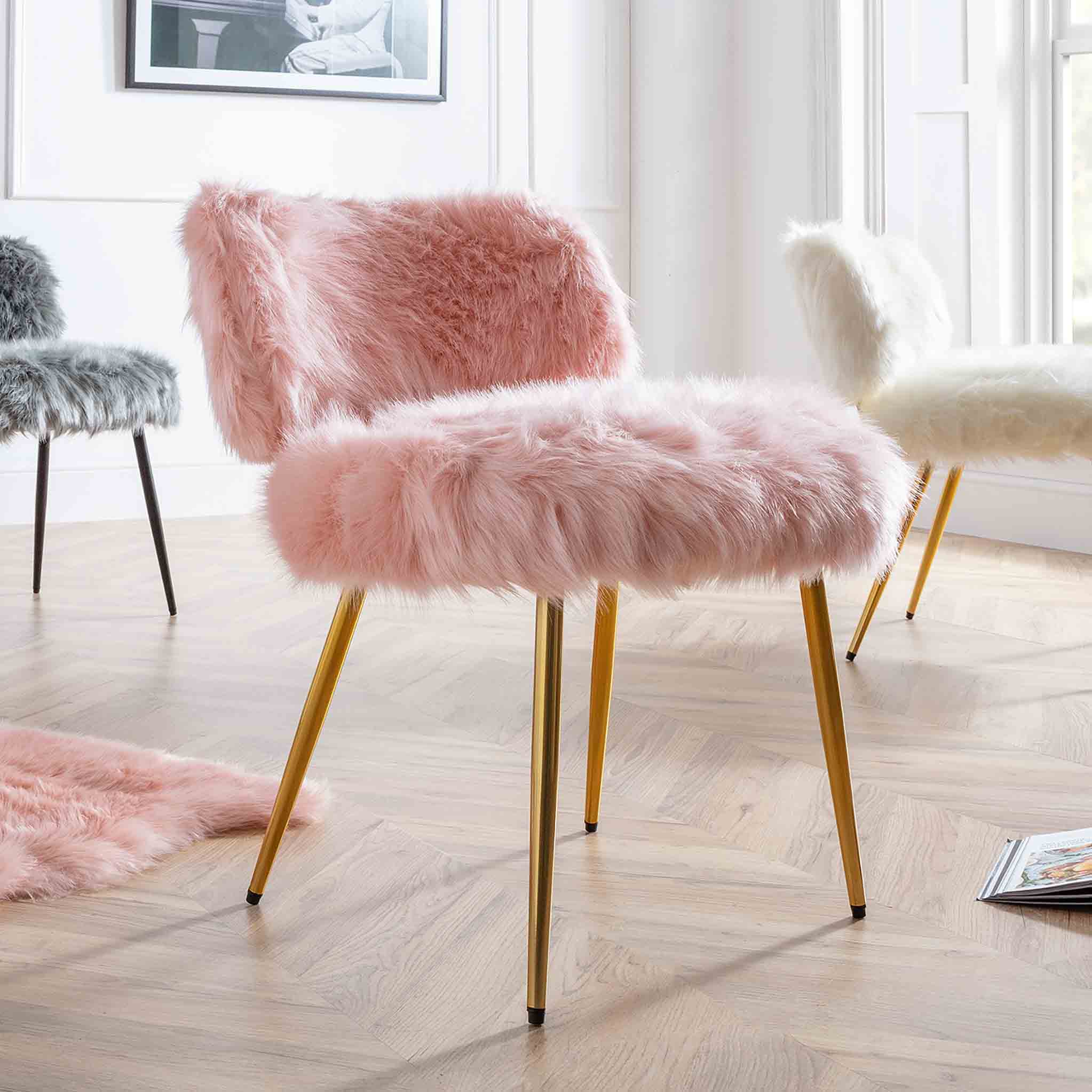 Maggie faux fur discount chair