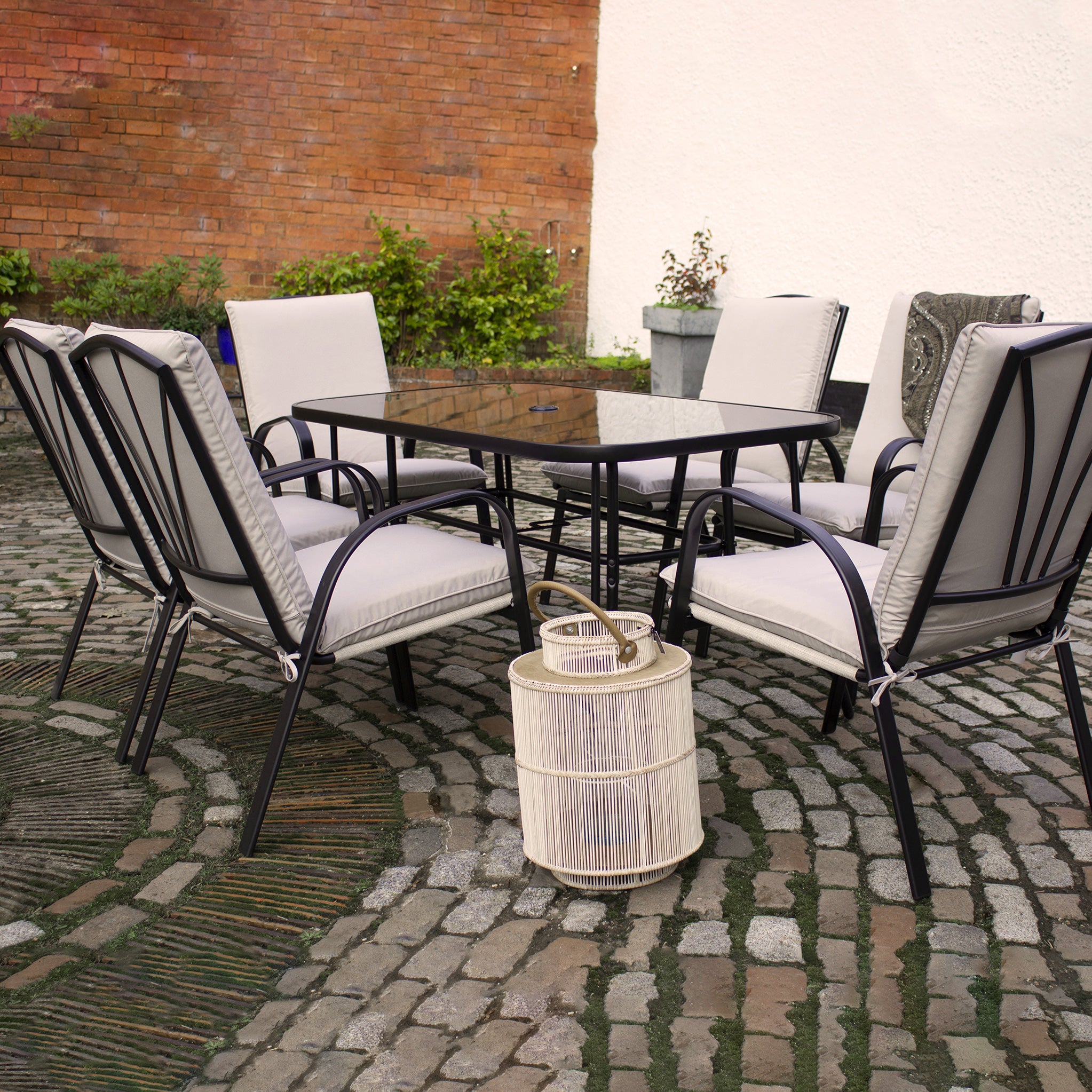 Amalfi 6 Seater Garden Dining Set w 2.3m Parasol Roseland