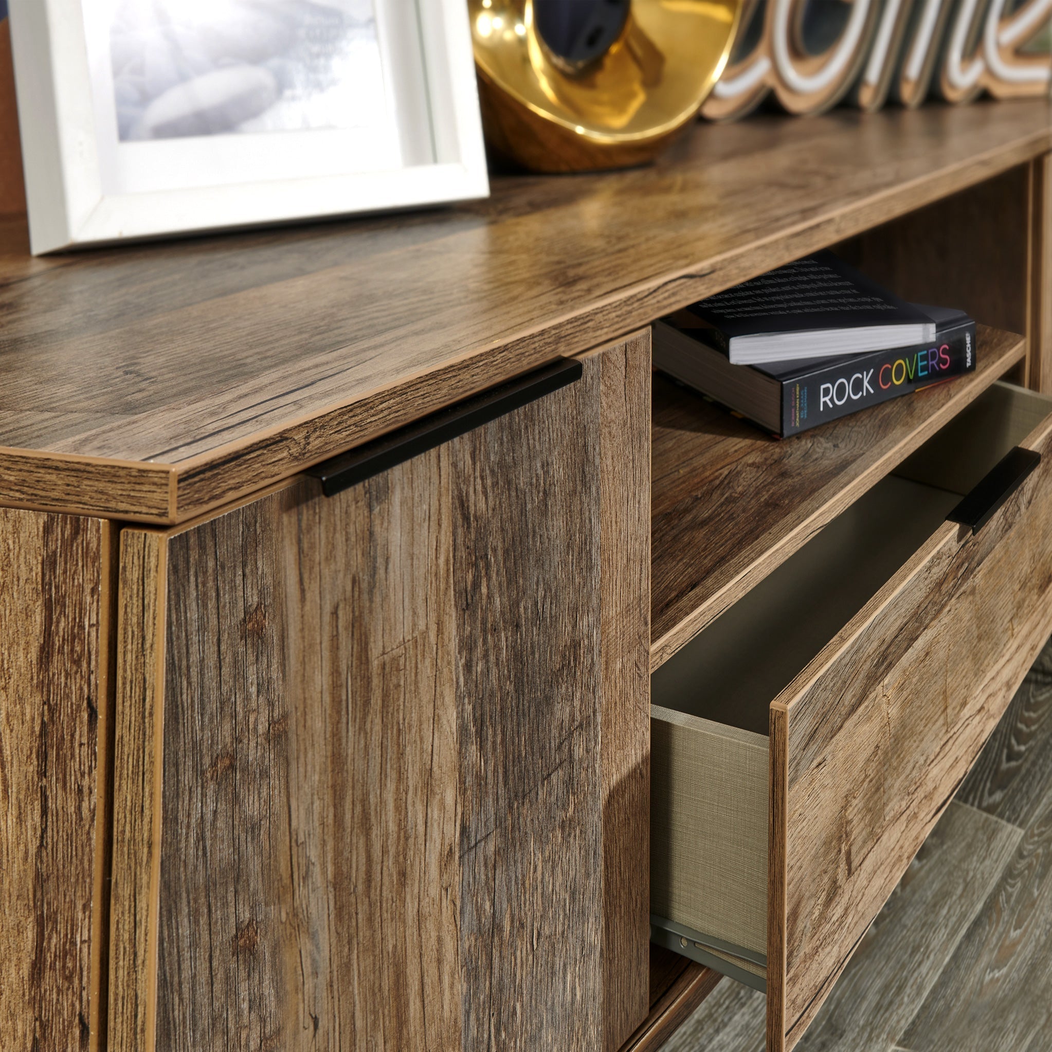 Weathered oak 2024 tv unit