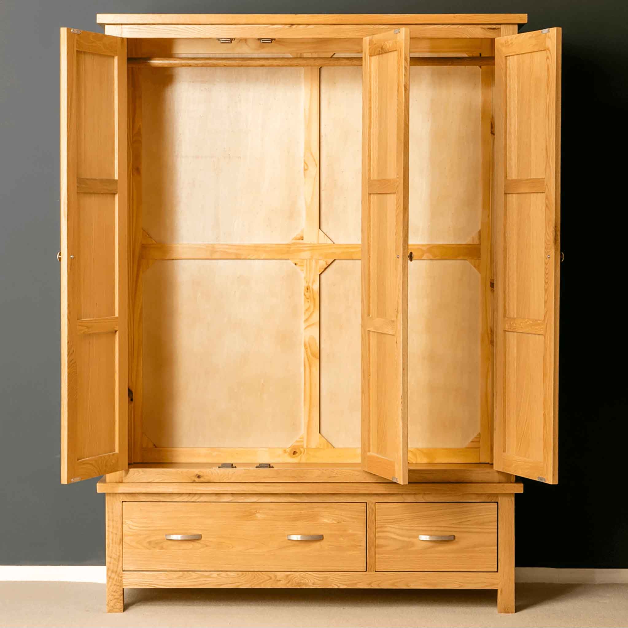 Large on sale oak wardrobes