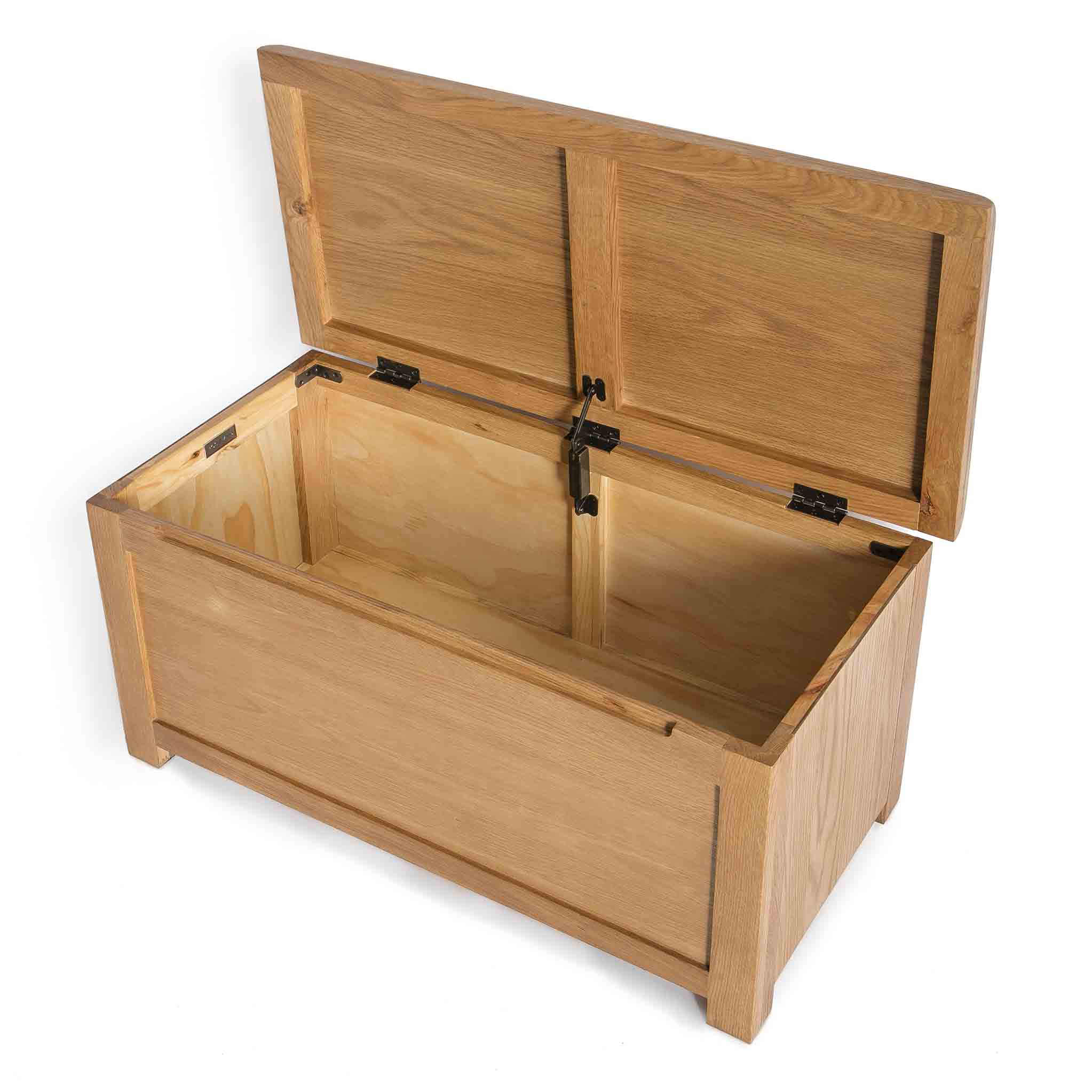 Timber shop blanket box