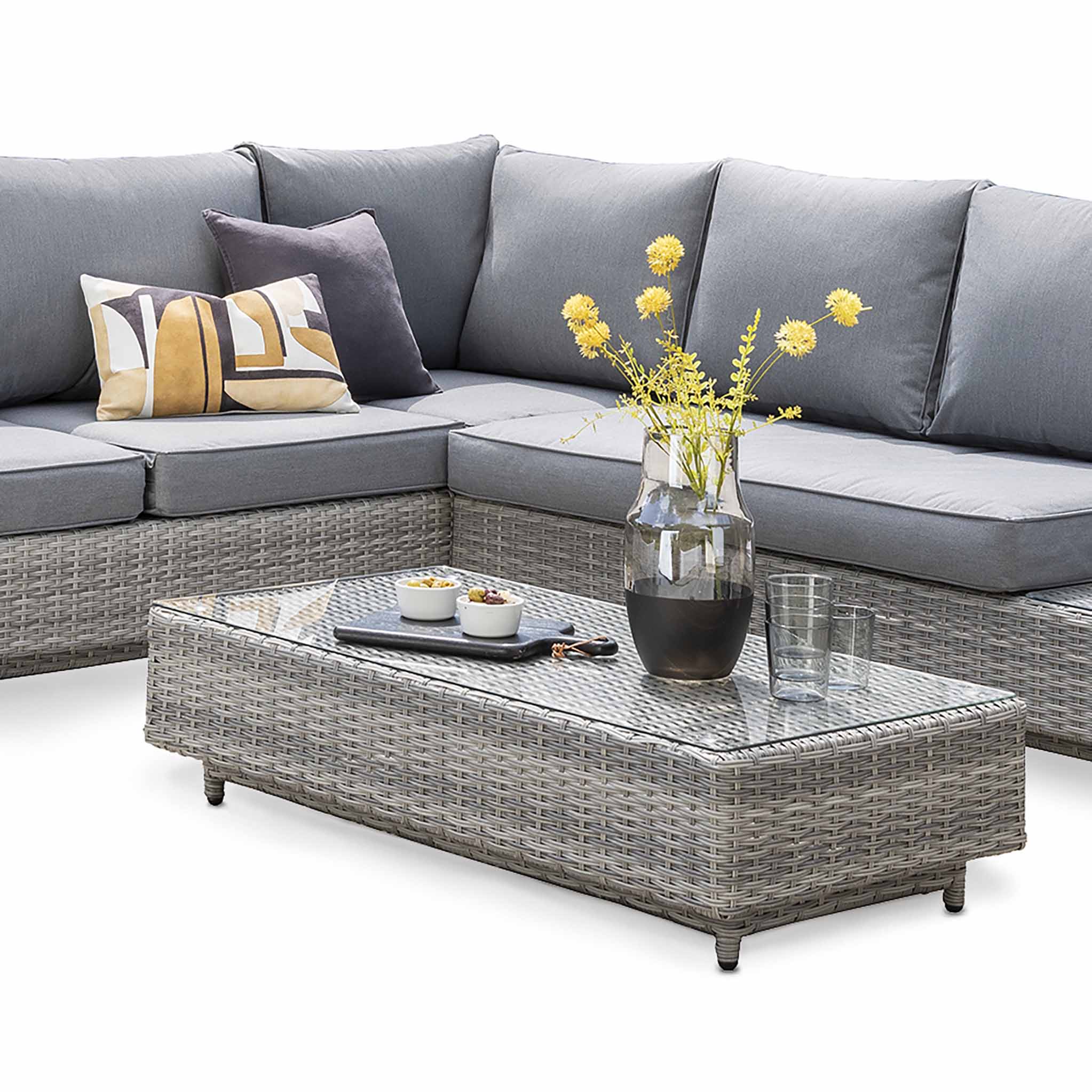 Selcan corner 2025 rattan sofa set