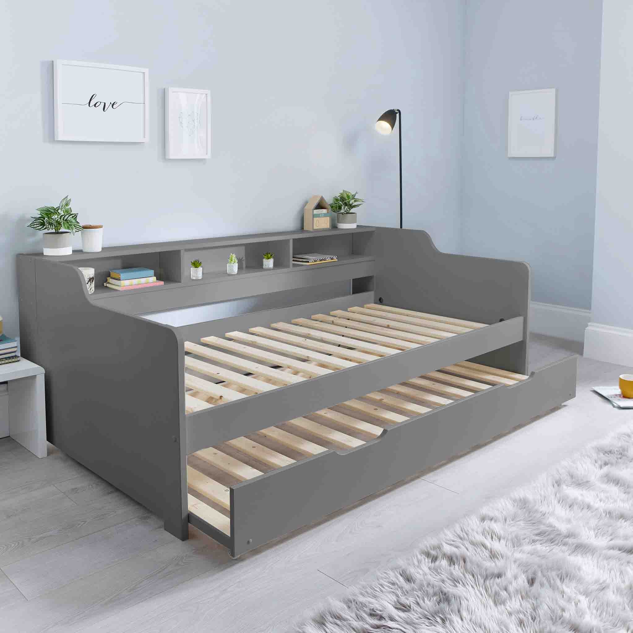 Twin trundle deals bedroom set